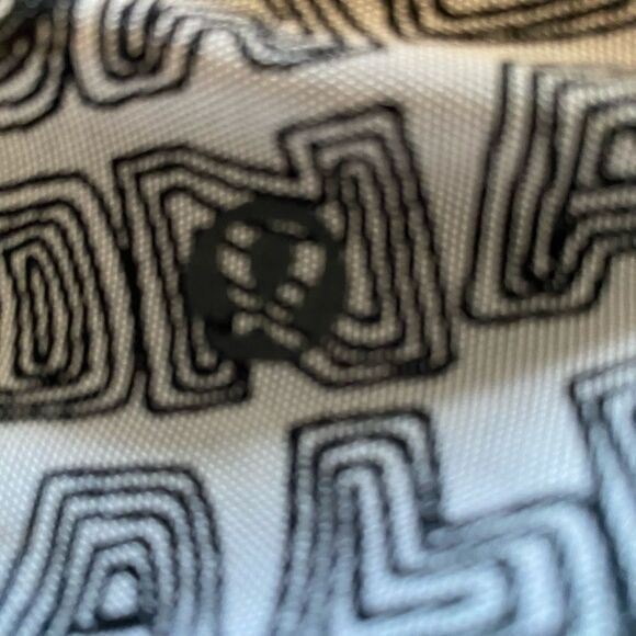 Zippered Reversible Lululemon Jacket - Picture 5 of 5